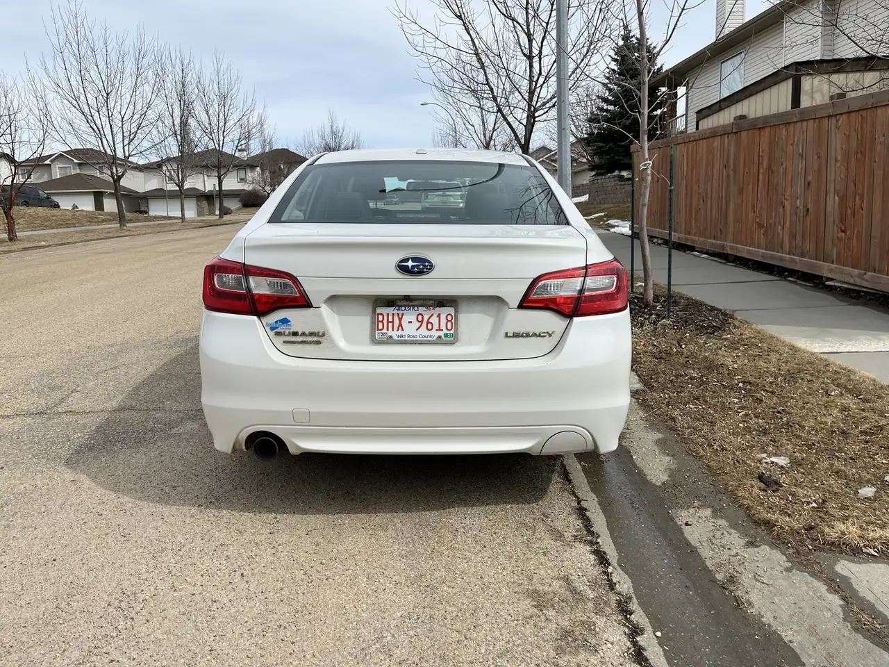 Subaru Legacy снимка Subaru Legacy
