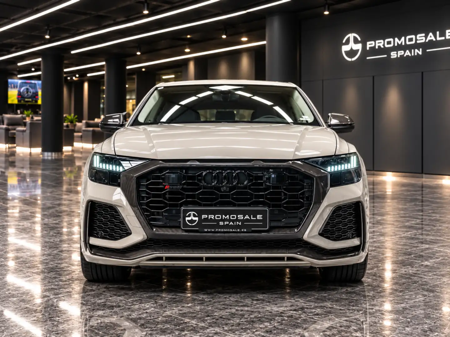 Audi RS Q8 TFSI quattro tiptronic Beige - 2