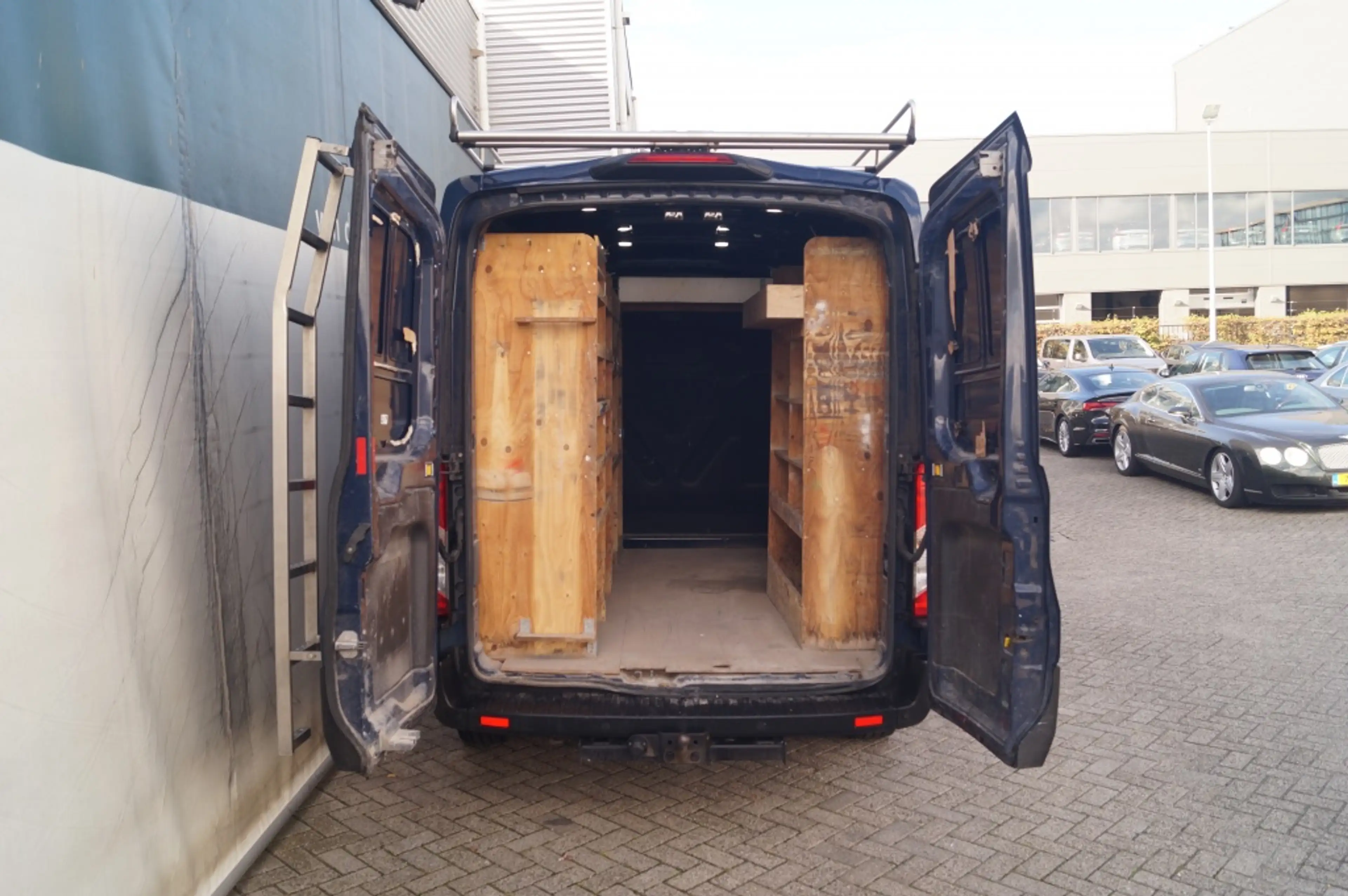 Ford Transit 330 2.0 TDCI 130pk L2-H2 Trend -AIRCO-PDC-NAVI- — photo 18