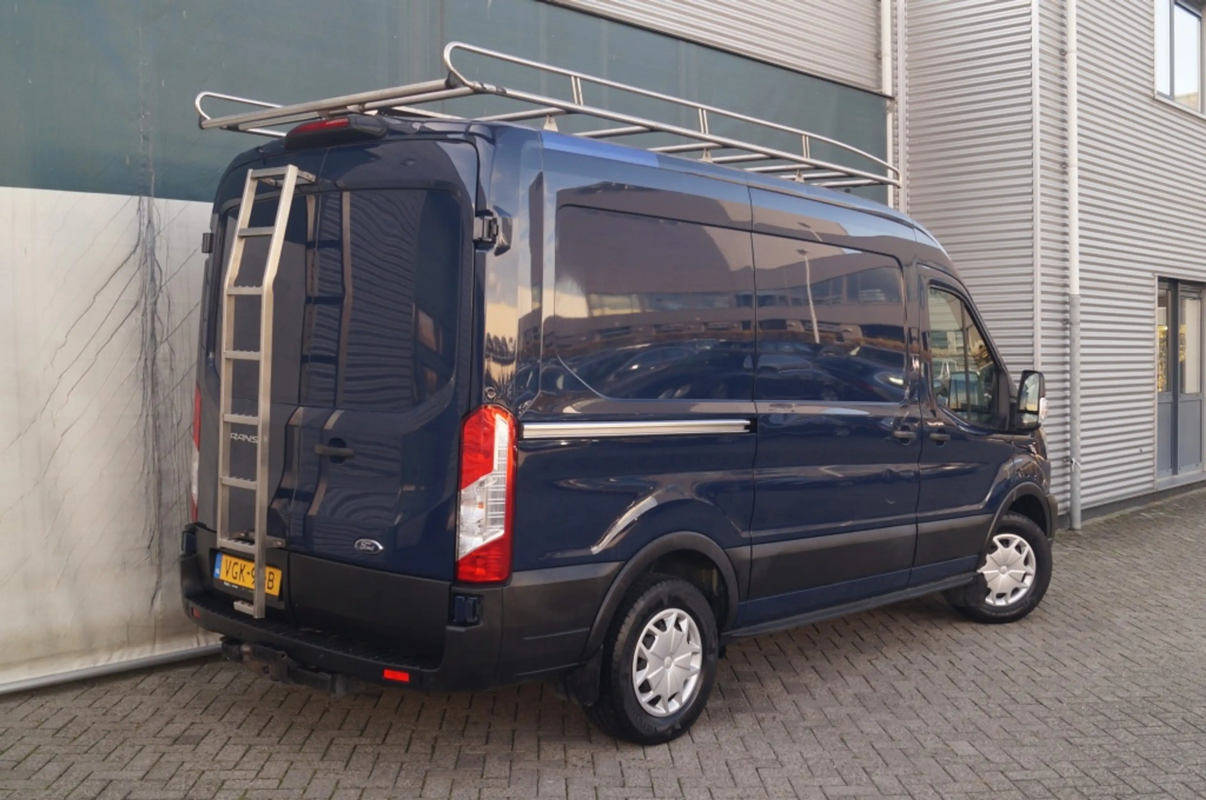 Ford Transit 330 2.0 TDCI 130pk L2-H2 Trend -AIRCO-PDC-NAVI- — photo 5