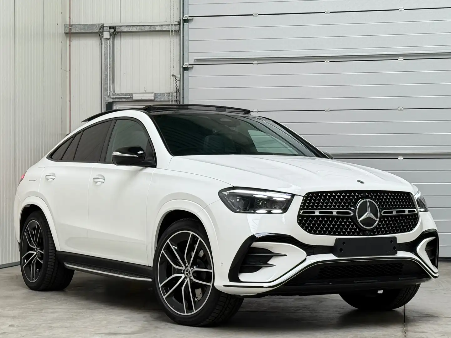 Mercedes-Benz GLE 350 de Coupé AMG Line Wit - 1