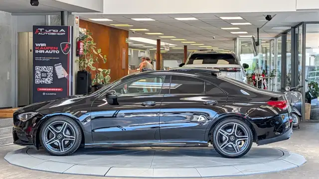 Mercedes-Benz Cla view 4