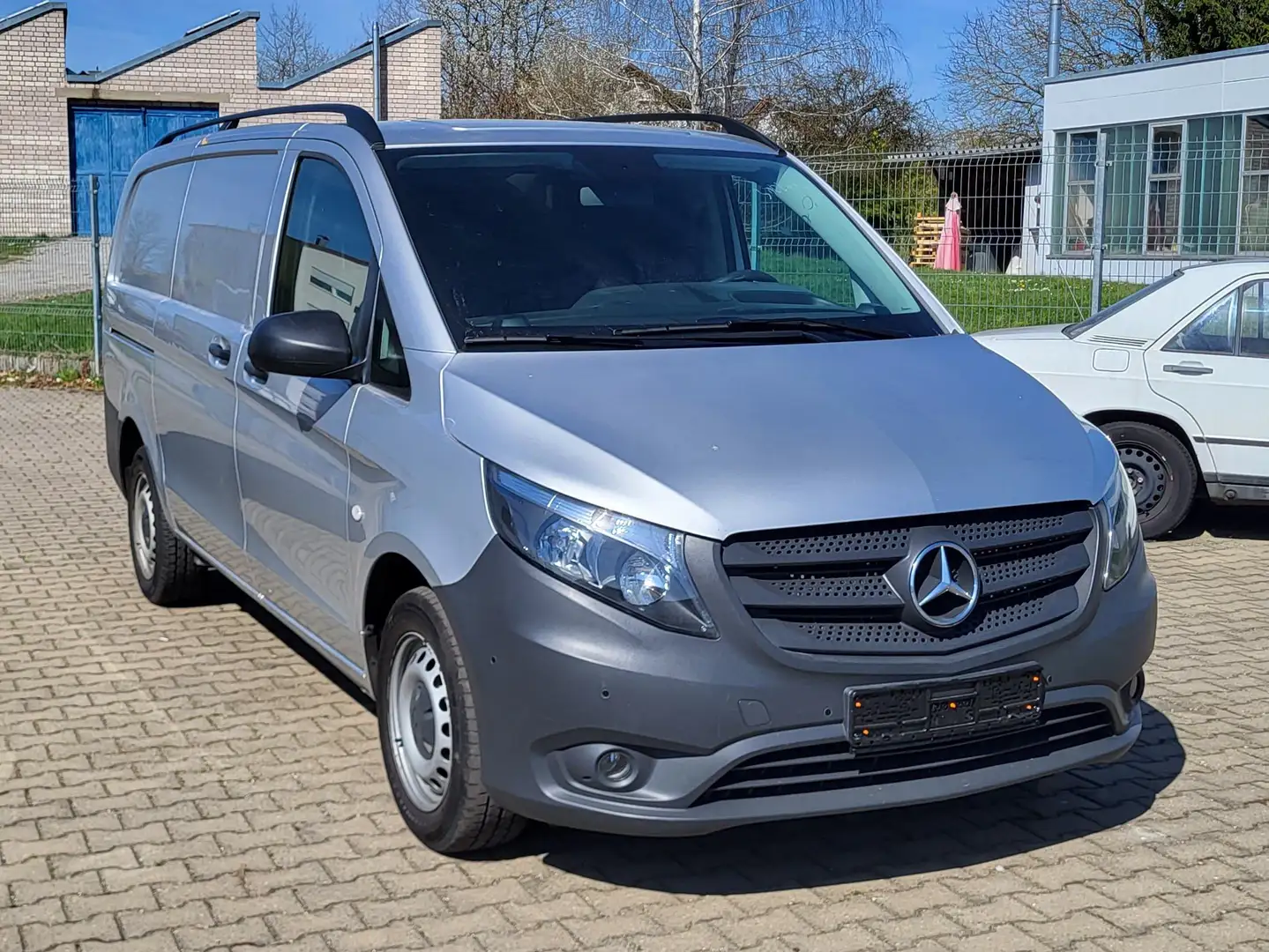 Mercedes-Benz Vito 116 CDI Lang HA PRO Argent - 1