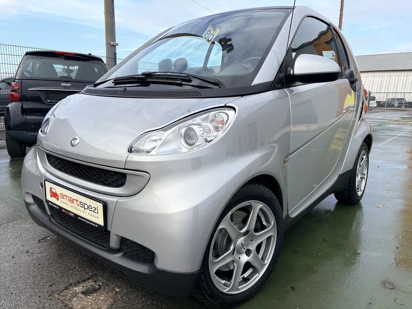smart forTwo KLIMA,SITZH,SERVO,LEDER,CARPLAY,KAMERA INSP+TÜV Argent - 1