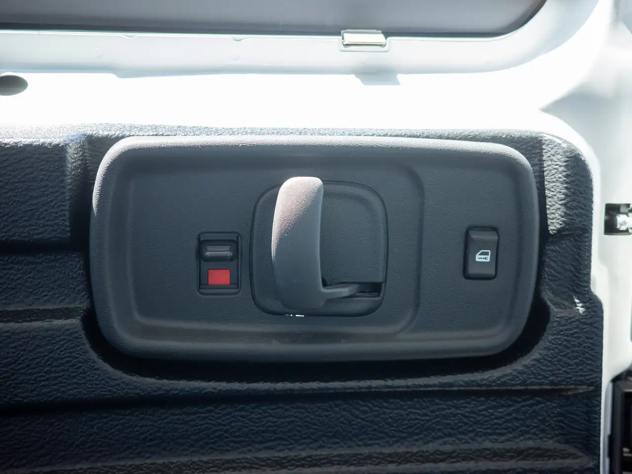 GMC Savana photo GMC Savana
