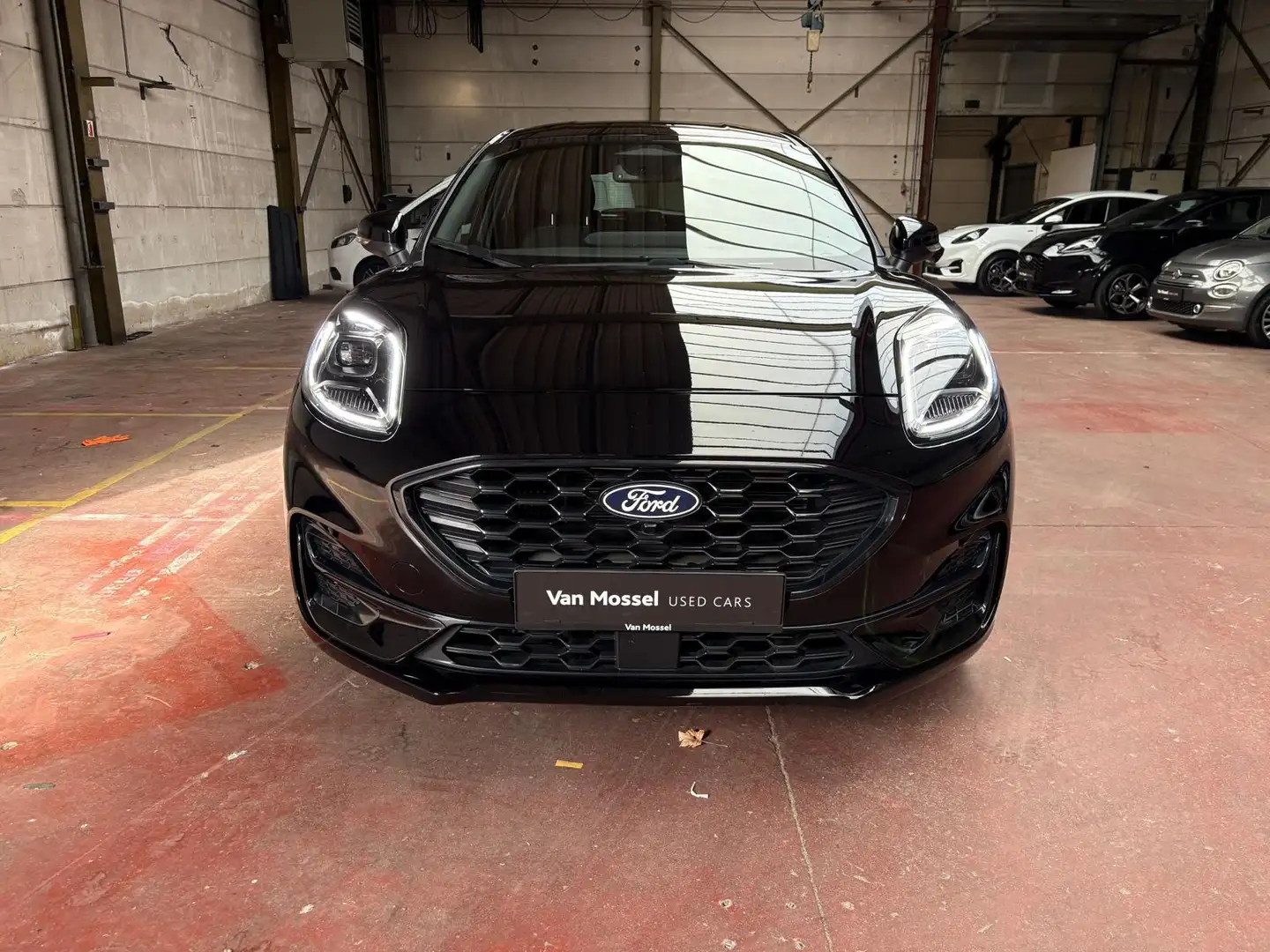Ford Puma 1.0i Ecoboost MHEV 92kW Aut. ST-Line Schwarz - 2