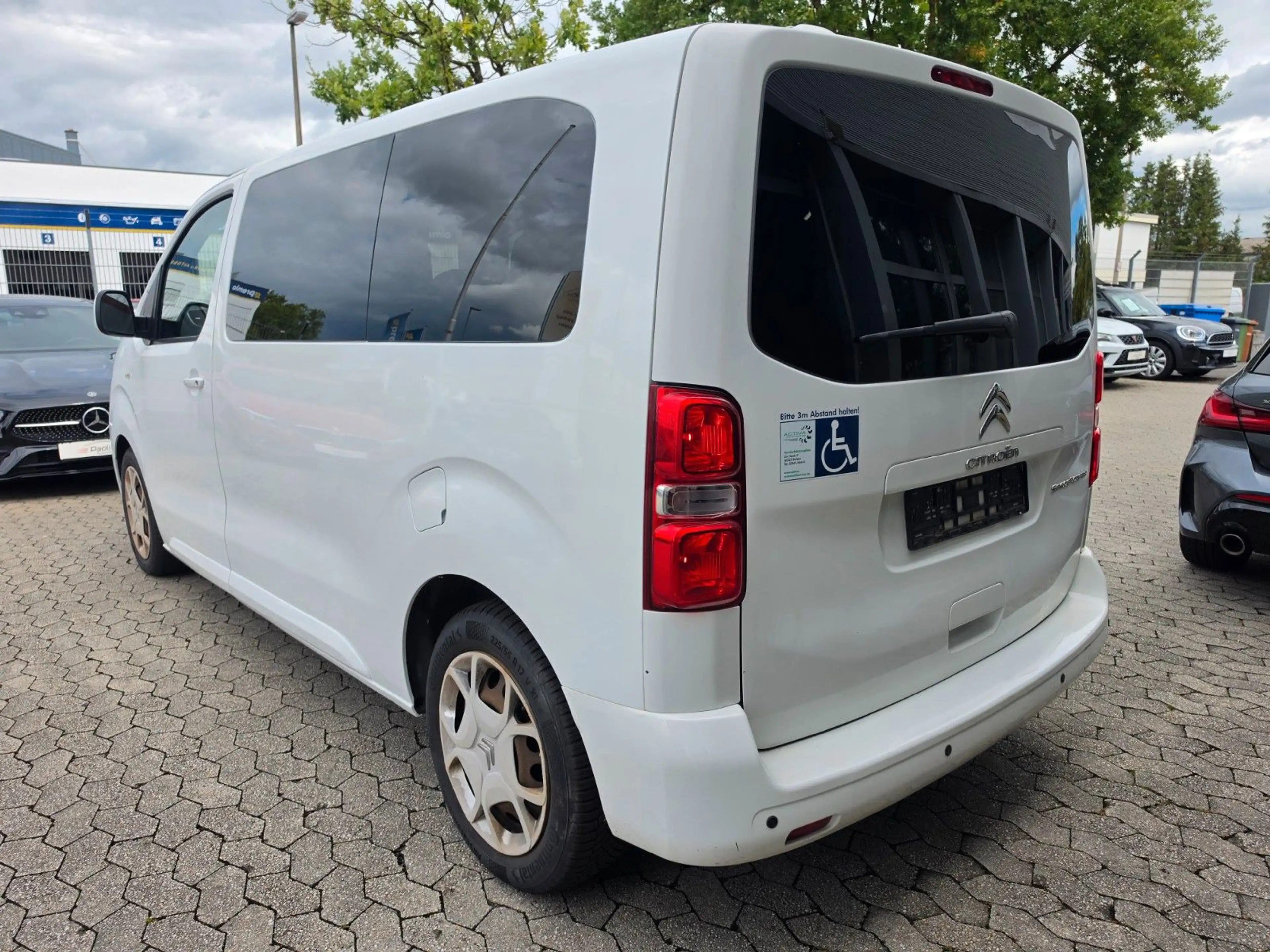Citroen Spacetourer Feel M *Rollstuhl-Rampe*Behinderten — photo 4