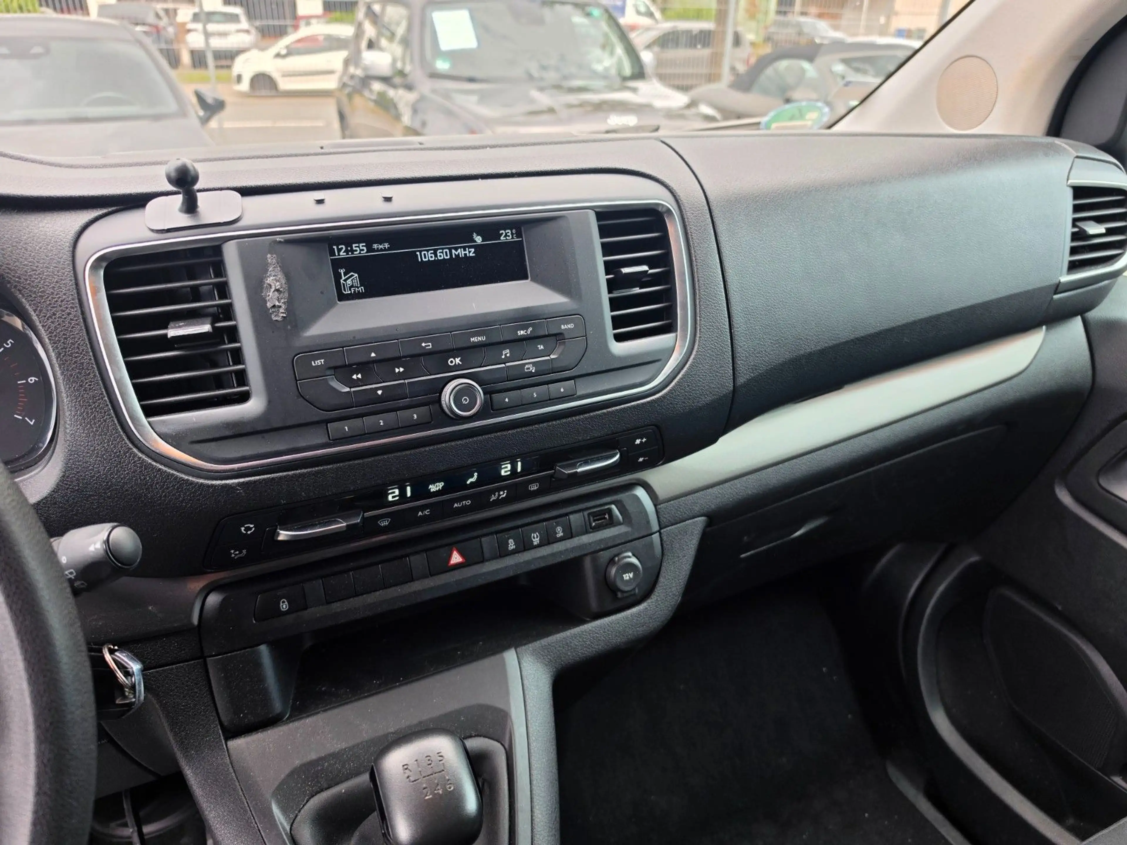 Citroen Spacetourer Feel M *Rollstuhl-Rampe*Behinderten — photo 12