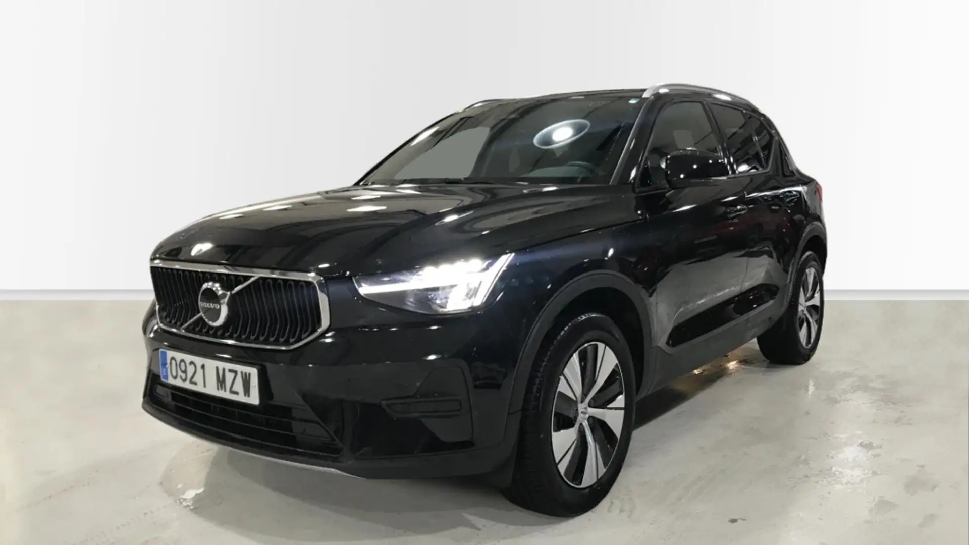 Volvo XC40 2.0 B3 CORE AUTO 5P - 1