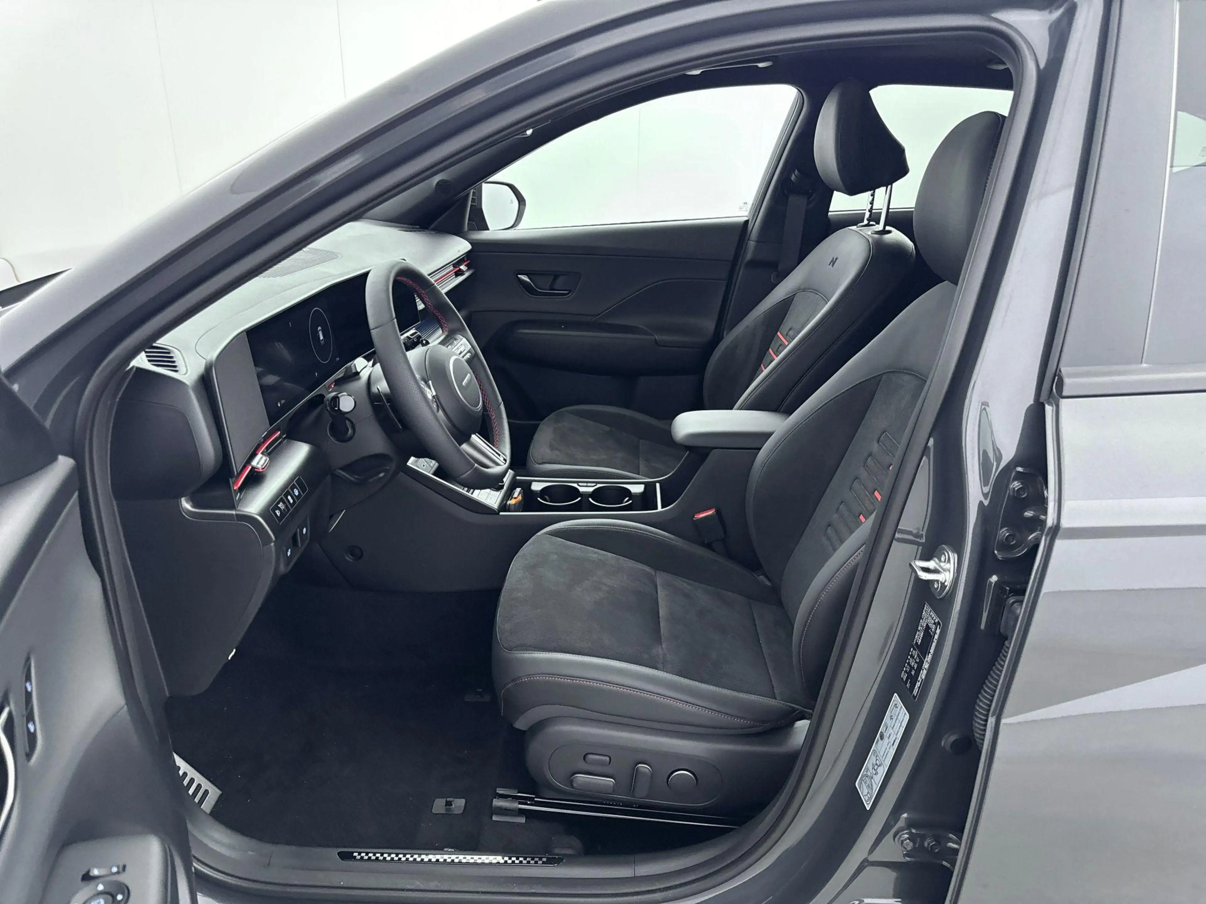 Hyundai KONA 1.6 GDI HEV N Line Sky Panoramadak | 19 Inch velge — photo 7