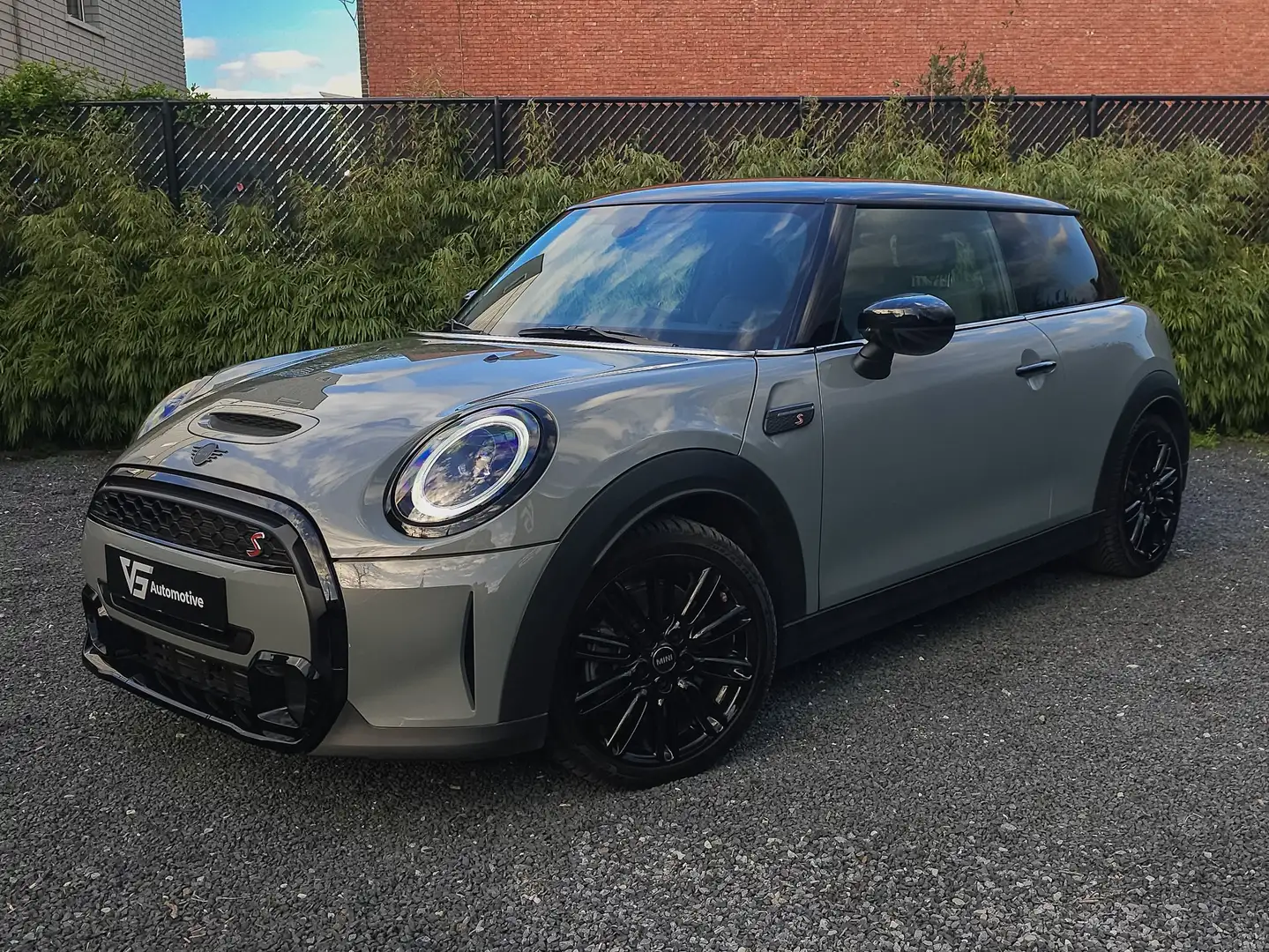 MINI Cooper S 2.0 Classic trim | Premium | LED | Apple carplay Сірий - 1