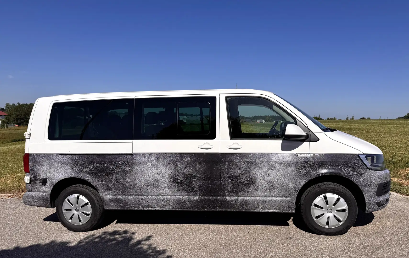 Volkswagen T6 Caravelle lang. Radst. Klima Navi Standh CarPlay Abstandste Wit - 2