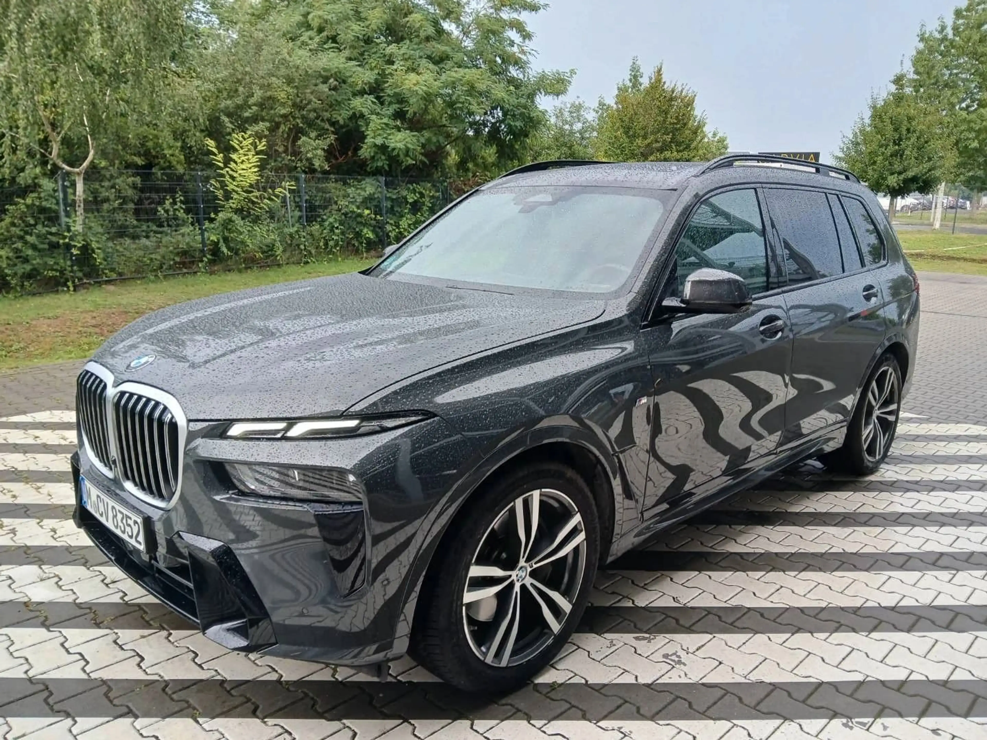 BMW X7 xDrive 40 d M Sport /Soft-Close / PANORAMA