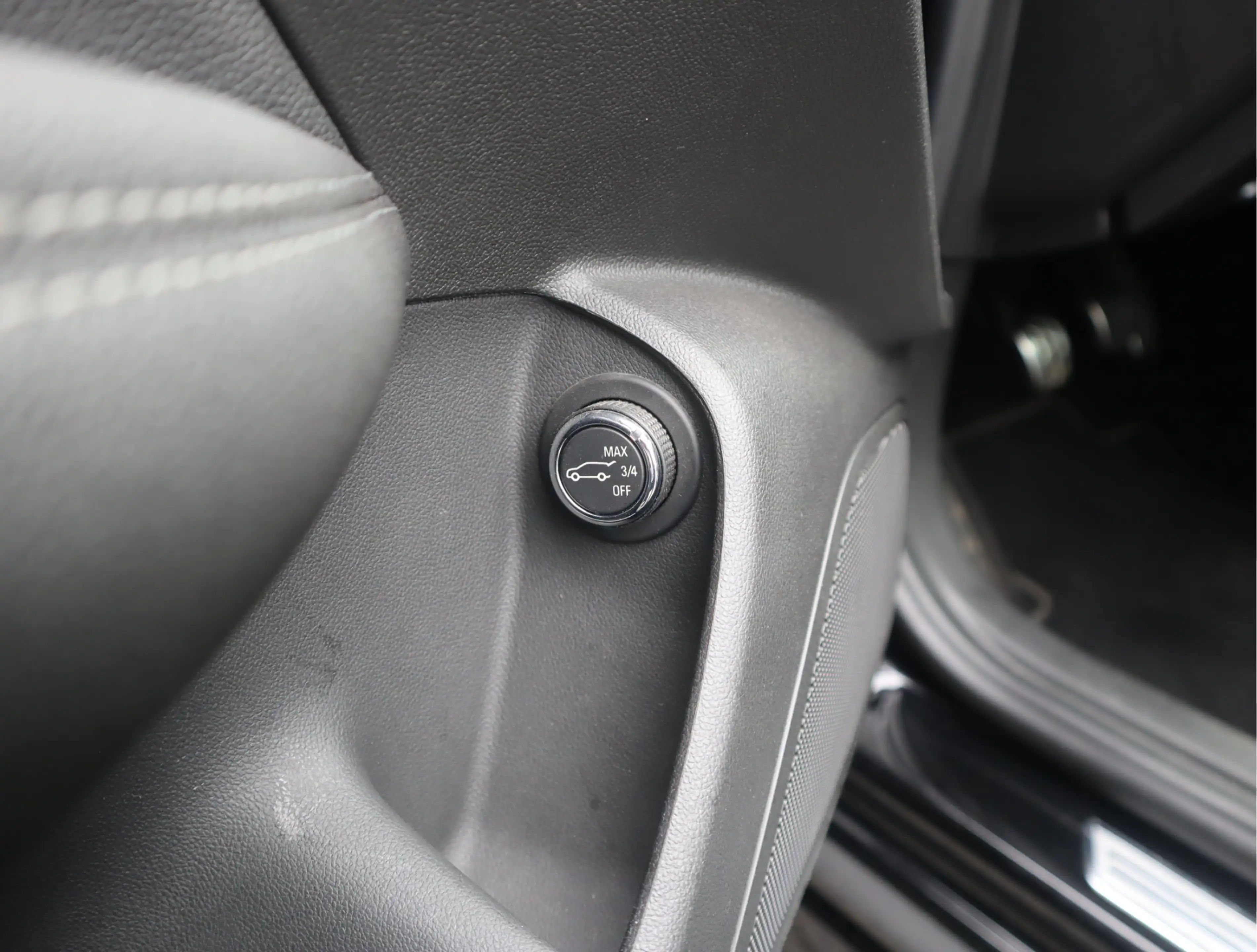Opel Insignia Sports Tourer 1.5 Turbo Innovation Leder, sportsto — photo 19