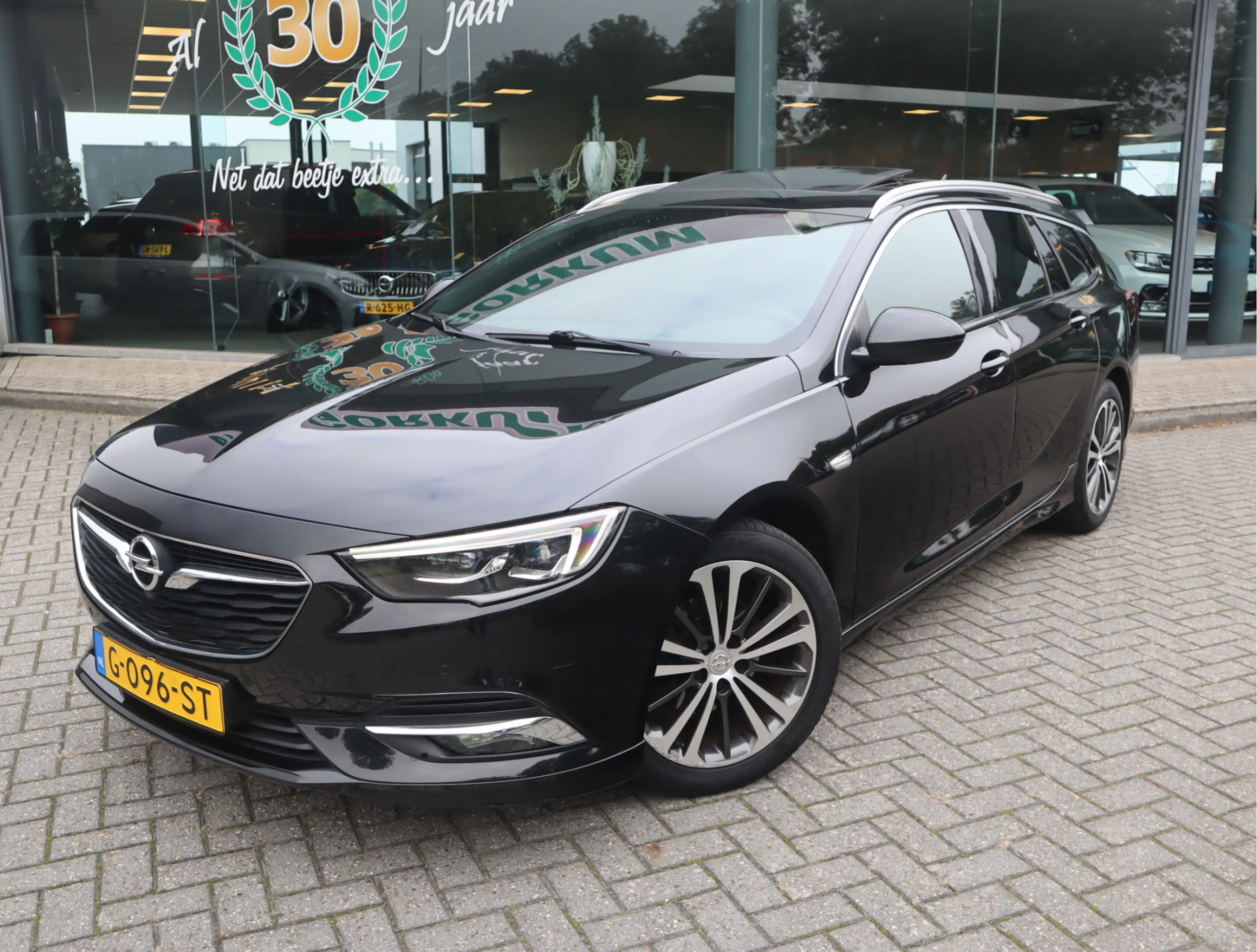 Opel Insignia Sports Tourer 1.5 Turbo Innovation Leder, sportsto — photo 2