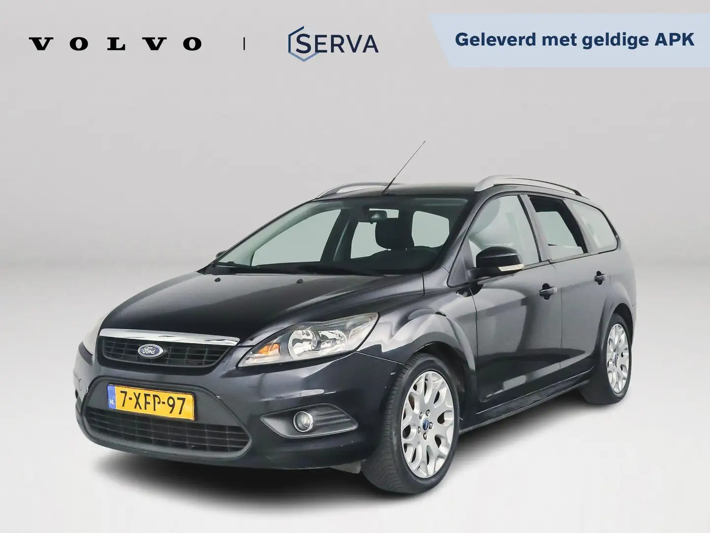 Ford Focus Wagon 1.6 Trend Zwart - 1