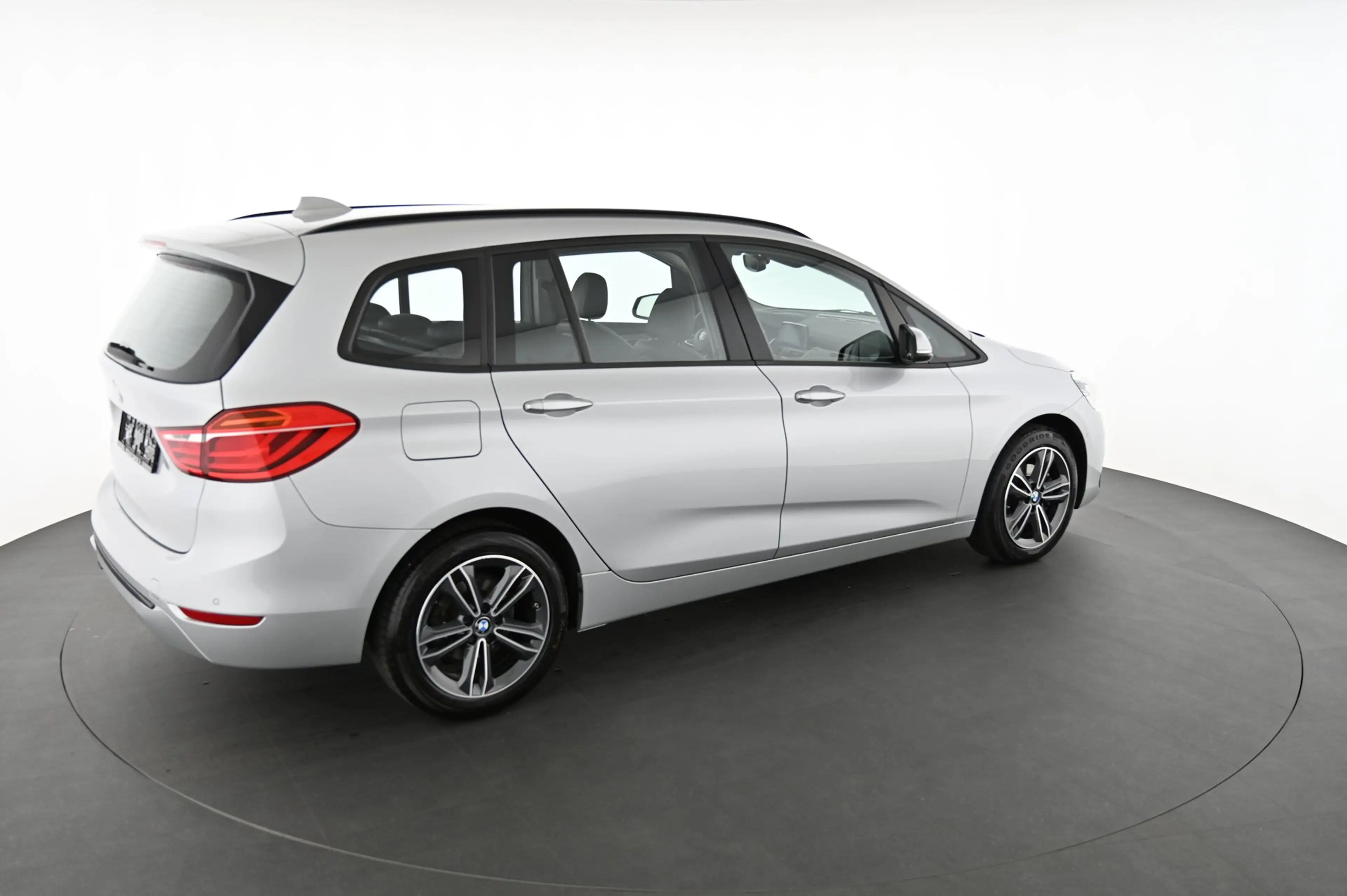 BMW 216 d Gran Tourer  Pickerl NEU — photo 4