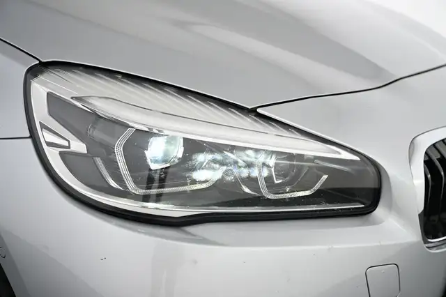 BMW 2 Series view 15
