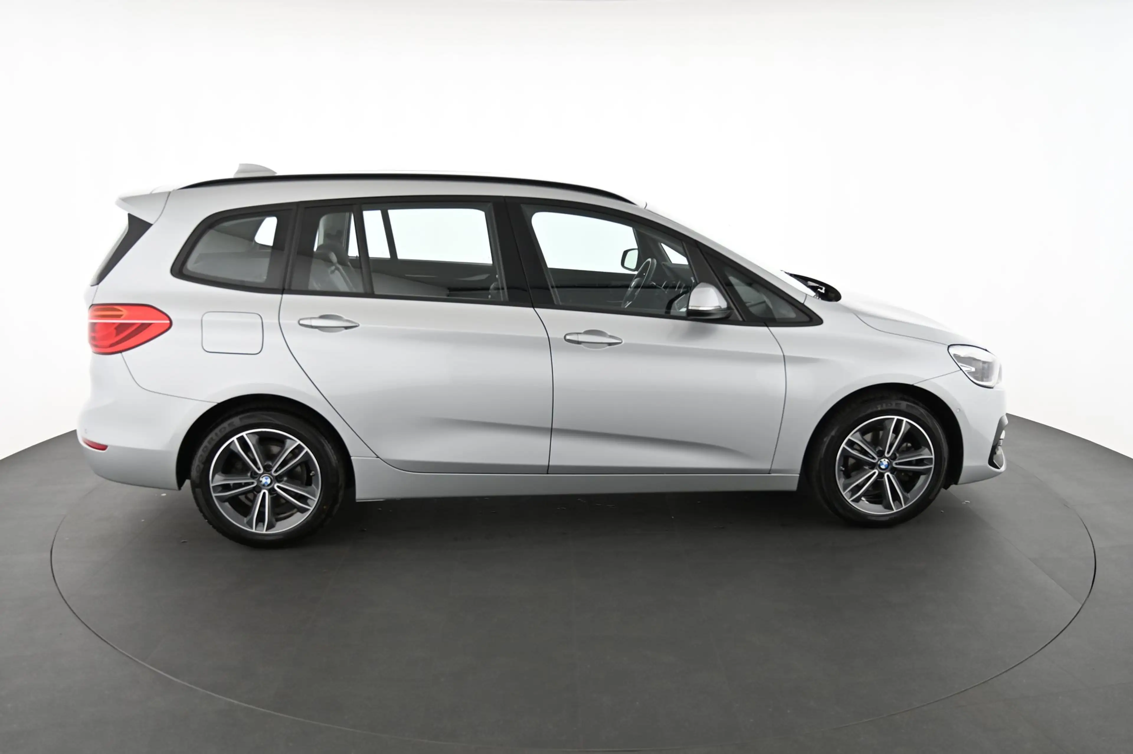 BMW 216 d Gran Tourer  Pickerl NEU — photo 6