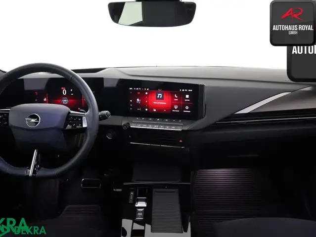 Opel Astra view 13