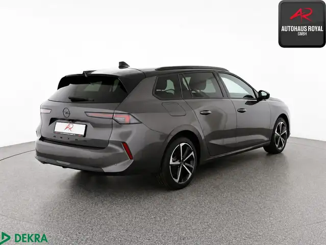 Opel Astra view 5