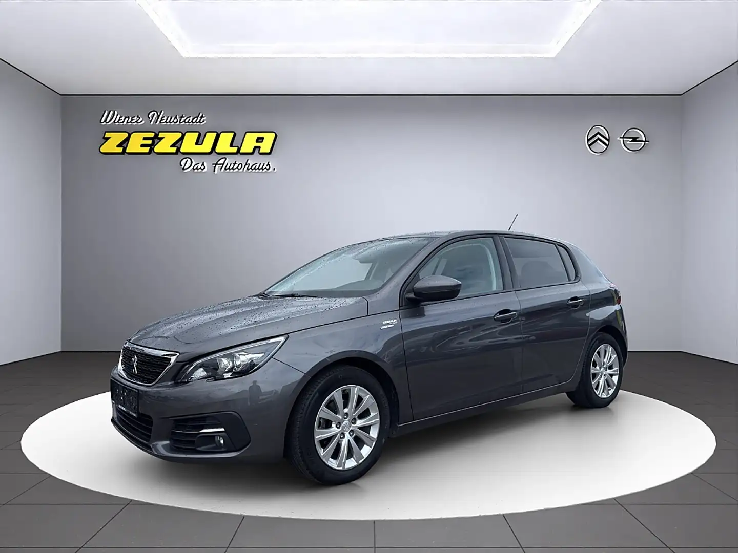 Peugeot 308 1,2 PureTech 110 Style S&S Grau - 1