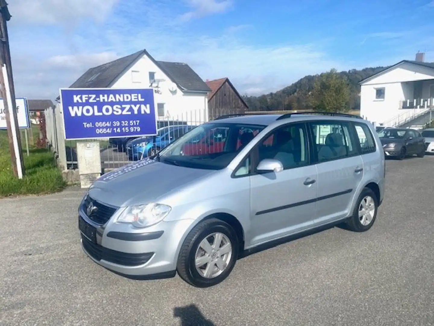 Volkswagen Touran Touran Conceptline 1,9 TDI DPF+++EXPORT*** Zilver - 1