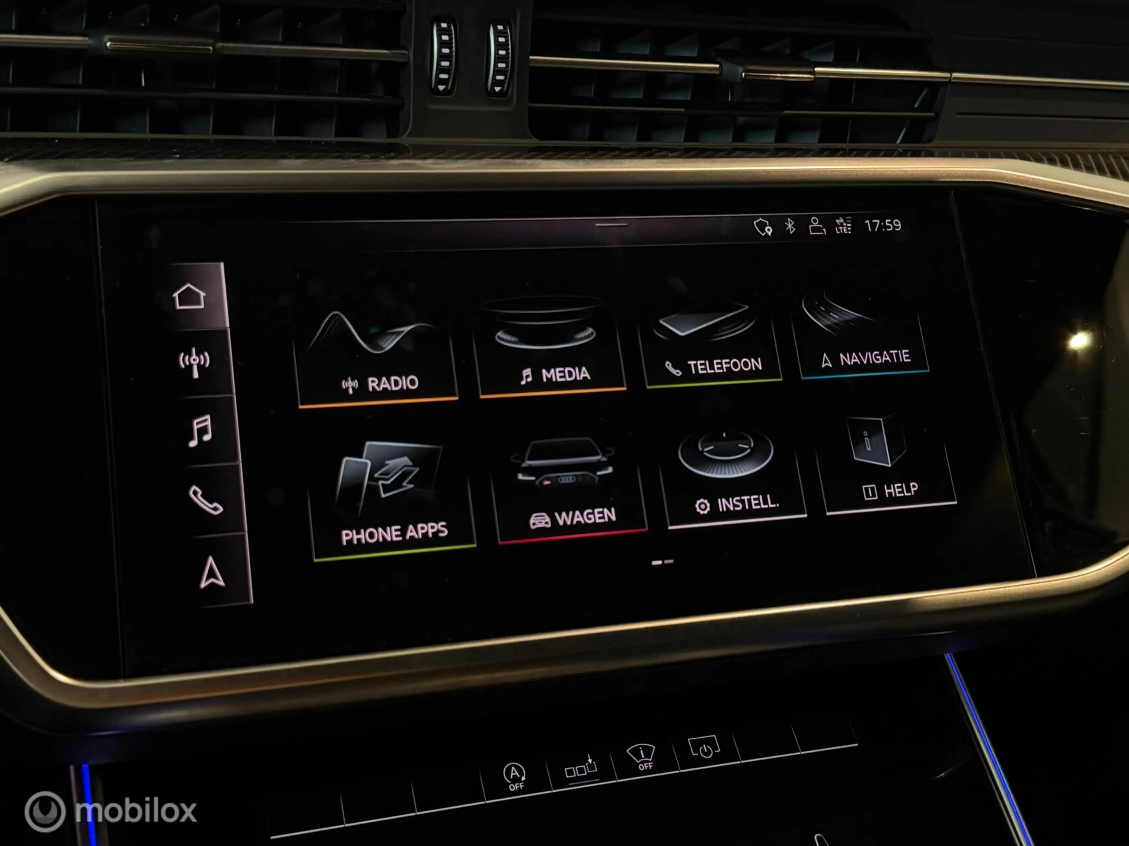 Audi RS6 A6 Avant TFSI quattro Panorama/Keramisch/Dynamic+/ — photo 26