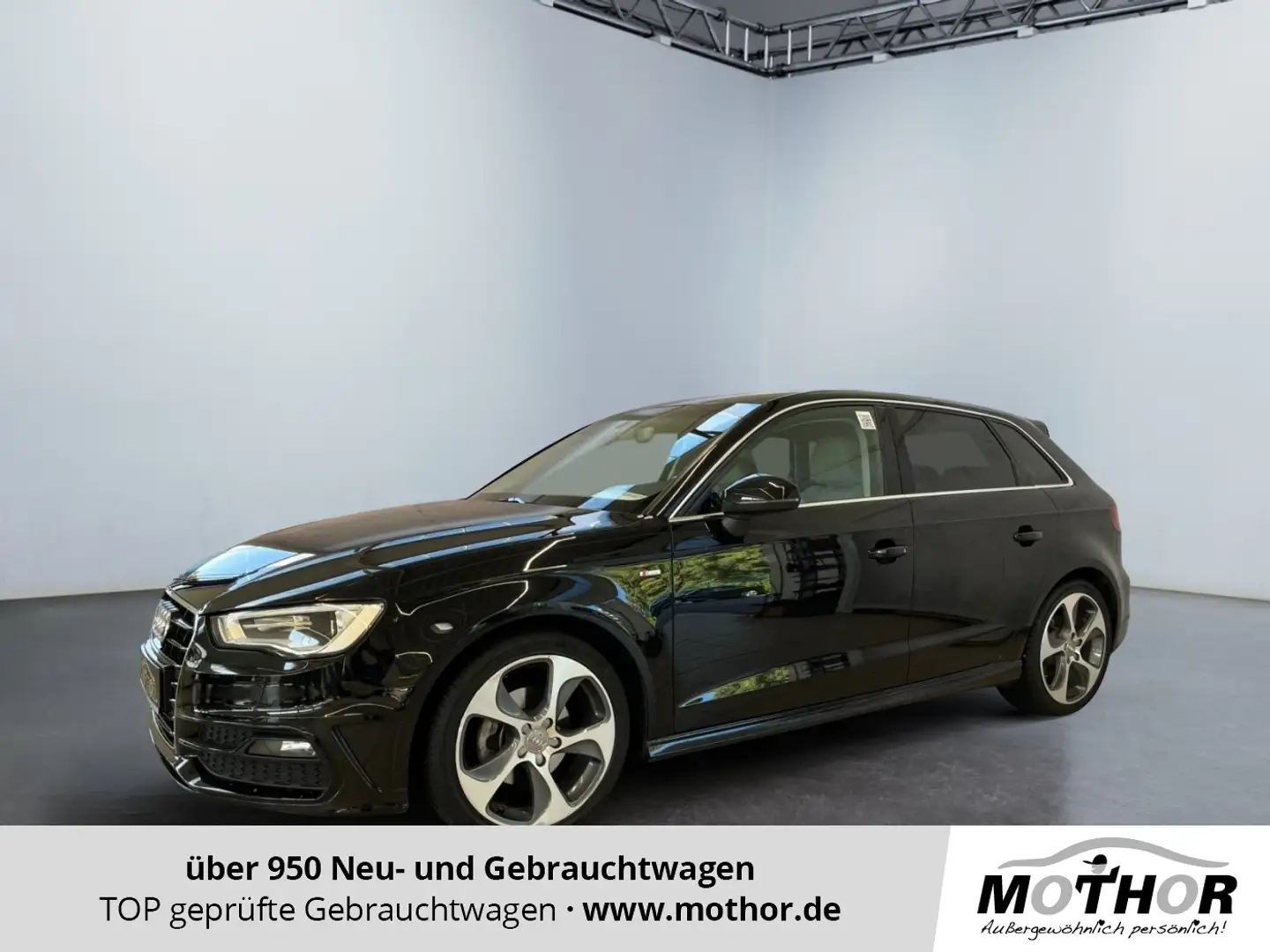 Audi A3 Sportback S-Line TFSI Navigation PDC Alcantara Schwarz - 1