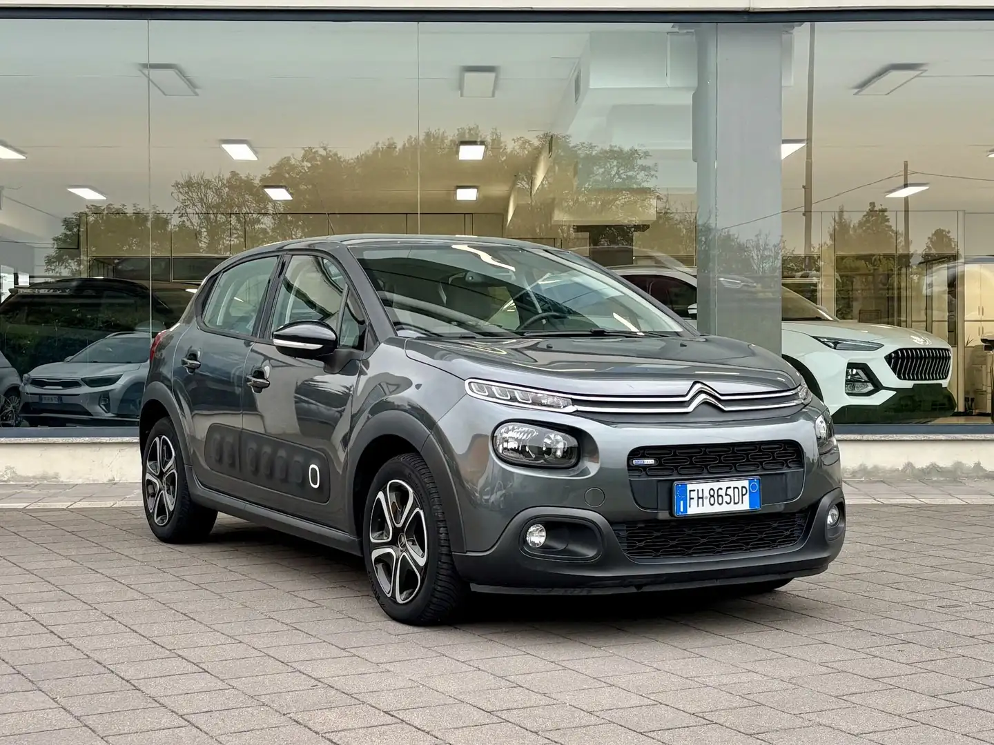 Citroen C3 C3 PureTech 82 Shine Grigio - 1