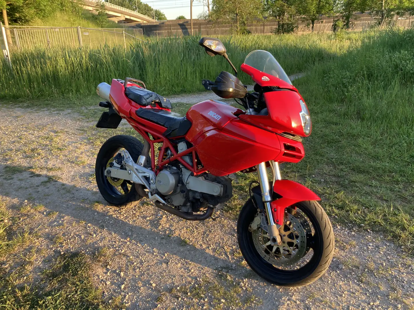 Ducati Multistrada 620 - 1
