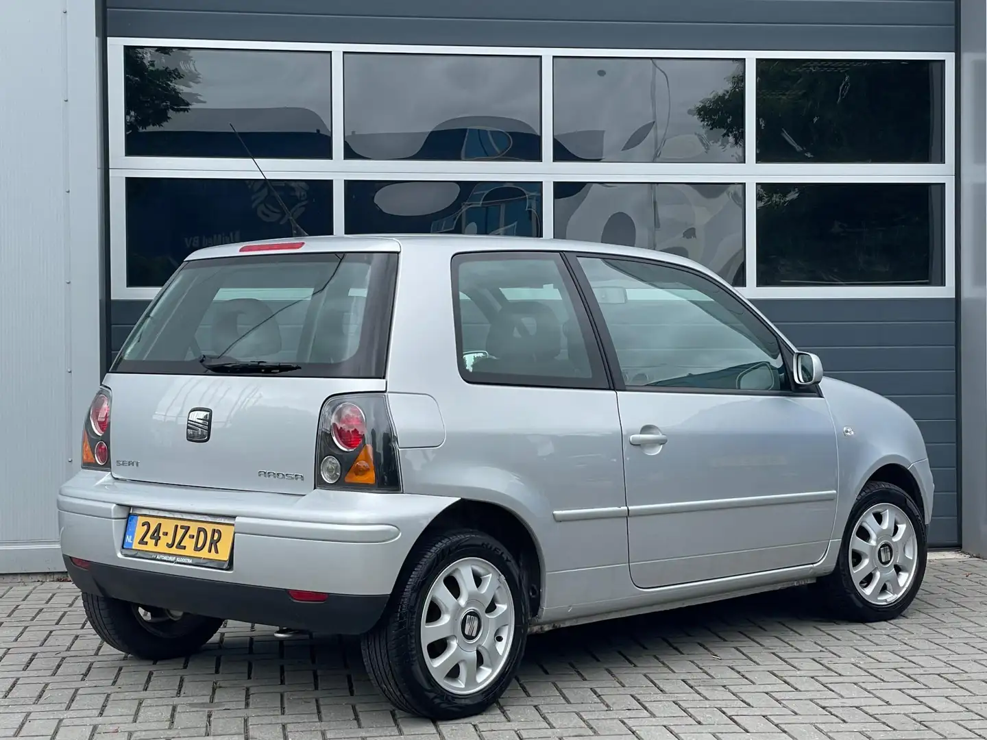 SEAT Arosa 1.4i Stella | Elektrisch pakket | Nieuwe APK Gris - 2