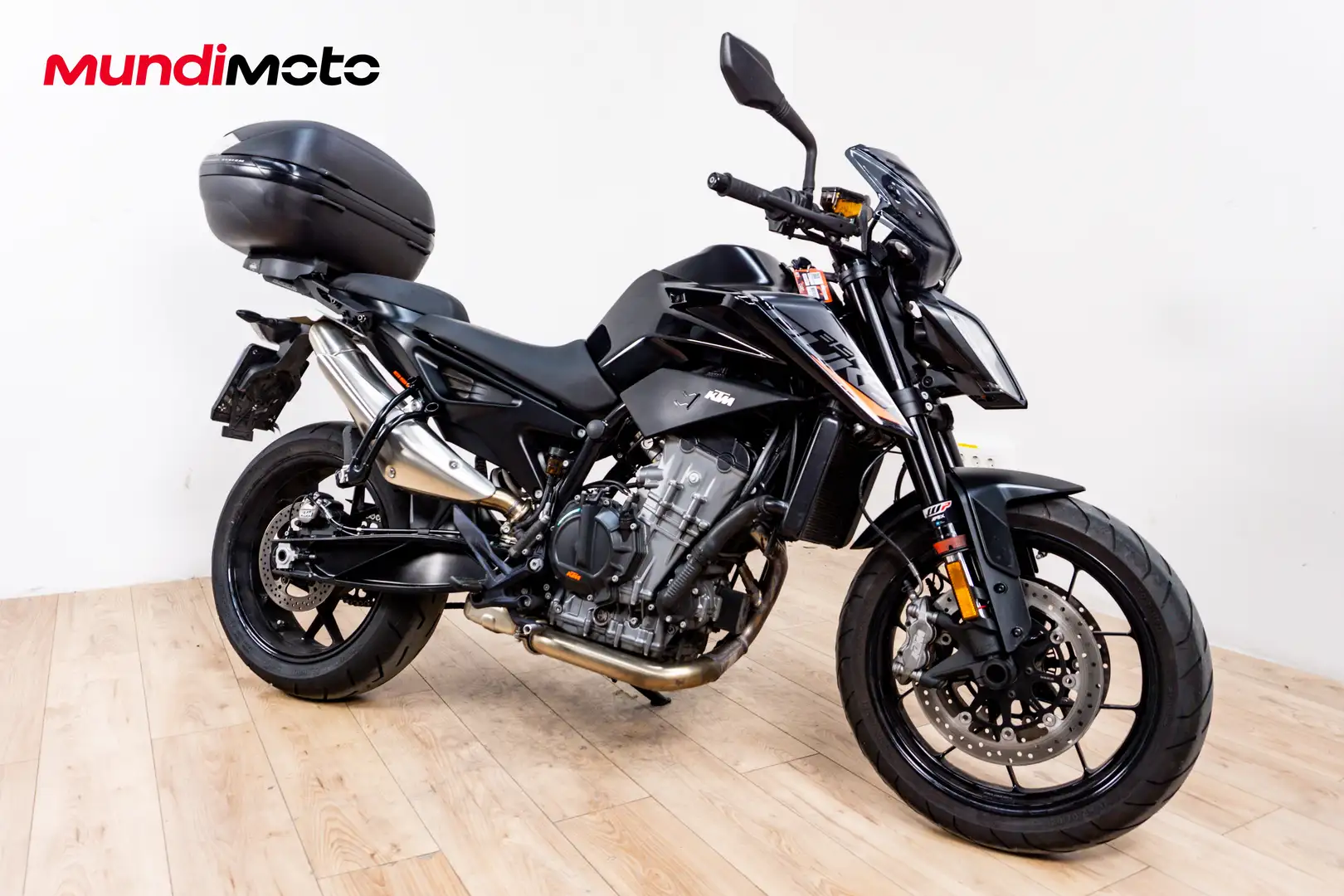 KTM 890 Duke - 2