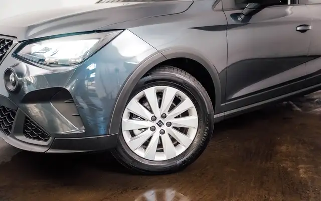 Seat Arona view 5