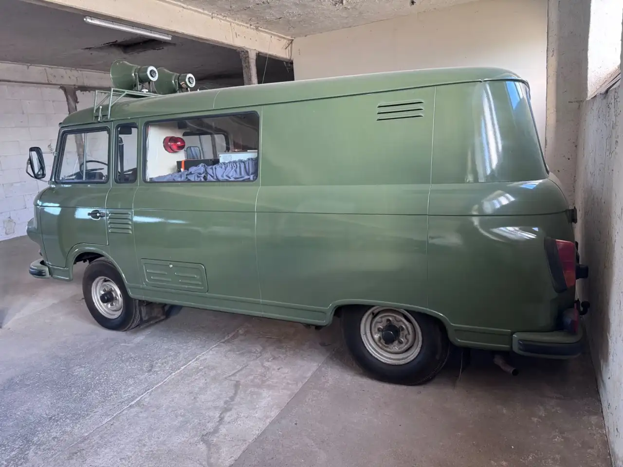 B1000 RFT Funk & Abhörwagen Stasi DDR Rarität, foto 3