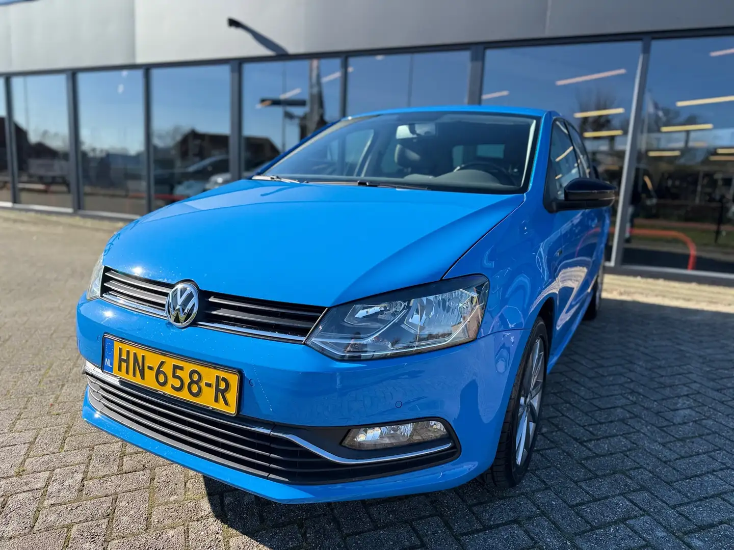 Volkswagen Polo 1.0 Trendline Blau - 1