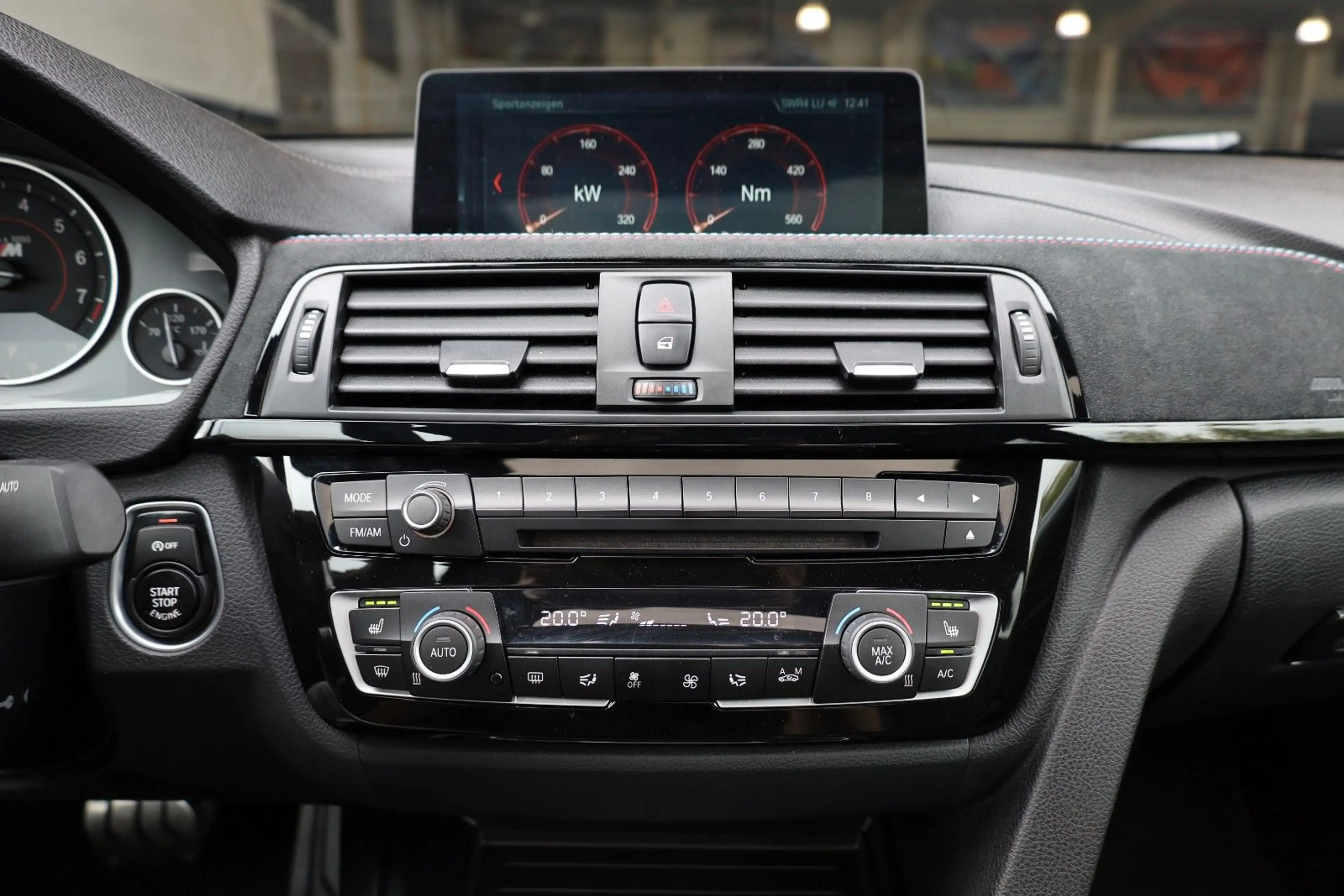 BMW 440 i Coupé/M/KAMERA/HUD/APPLE/HK/SHZ/LED/PDC/R20 — photo 14