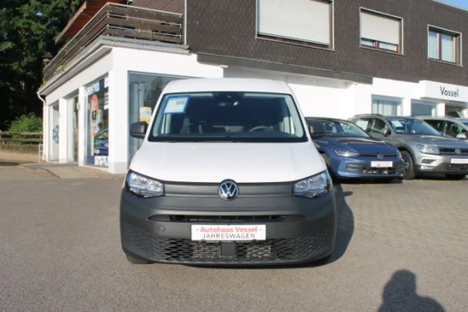 Volkswagen Caddy Cargo AHK Blanc - 1