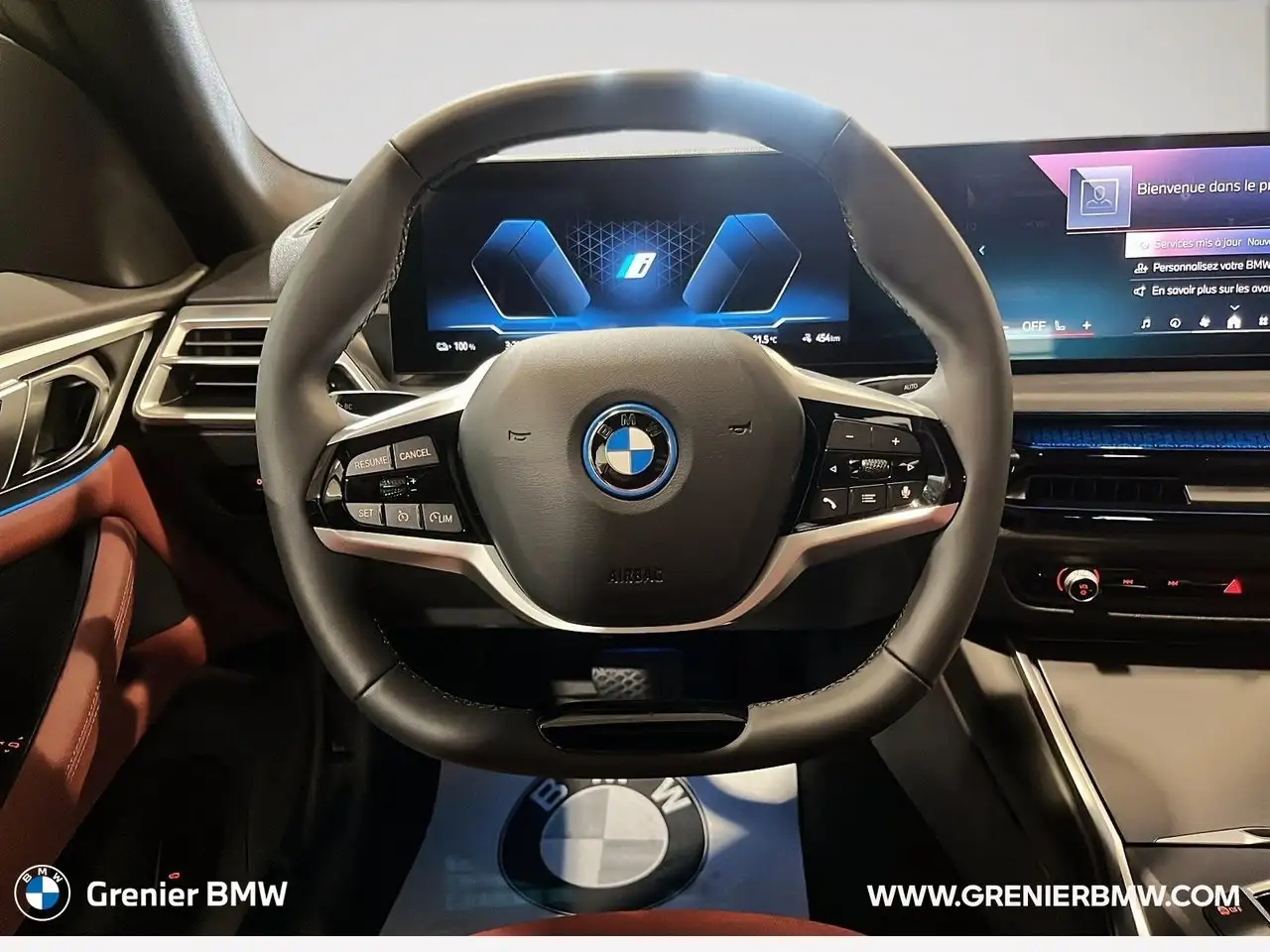 BMW i4 photo BMW i4