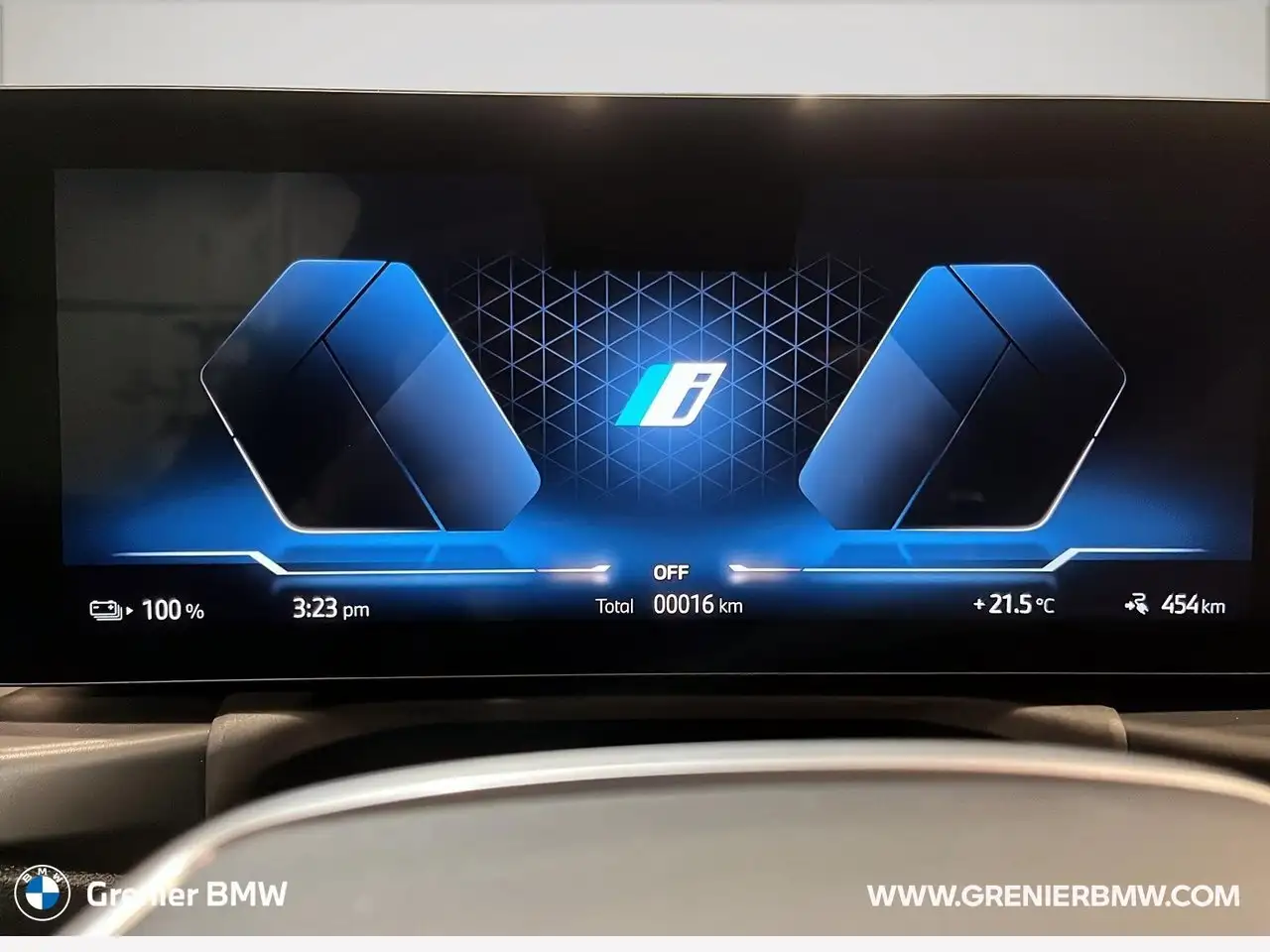 BMW i4 photo BMW i4