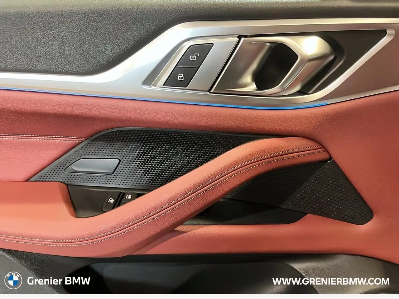 BMW i4 photo BMW i4