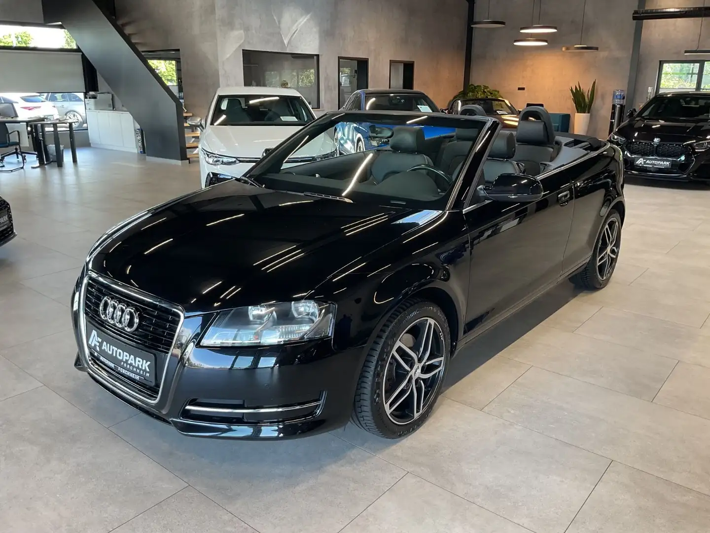 Audi A3 Cabrio 1.8 TFSI Leder Sitzh. Sportsitze 17" Schwarz - 1