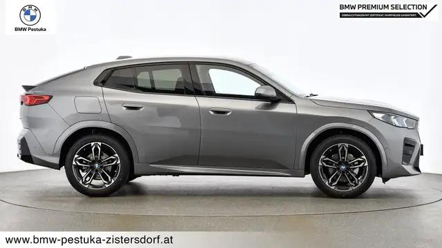 BMW X2 view 3
