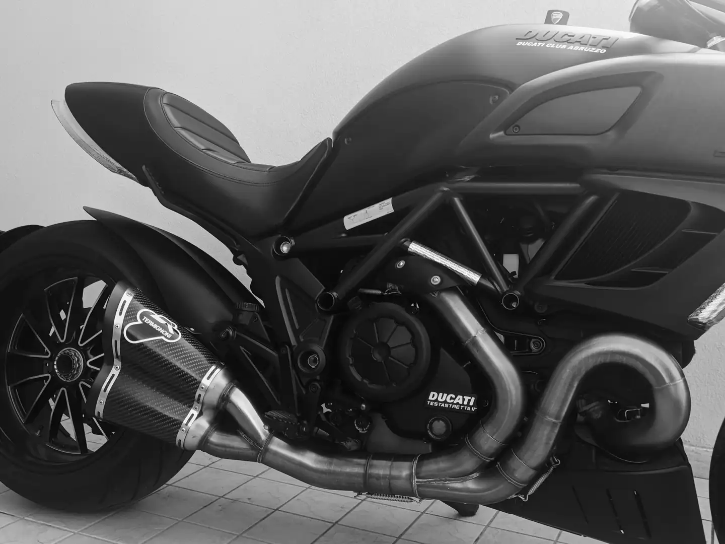 Ducati Diavel dark abs 1200 Schwarz - 2