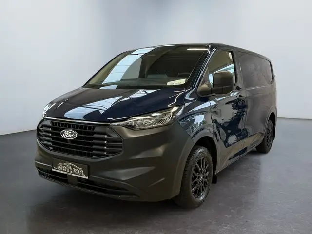 Ford Transit Custom view 2