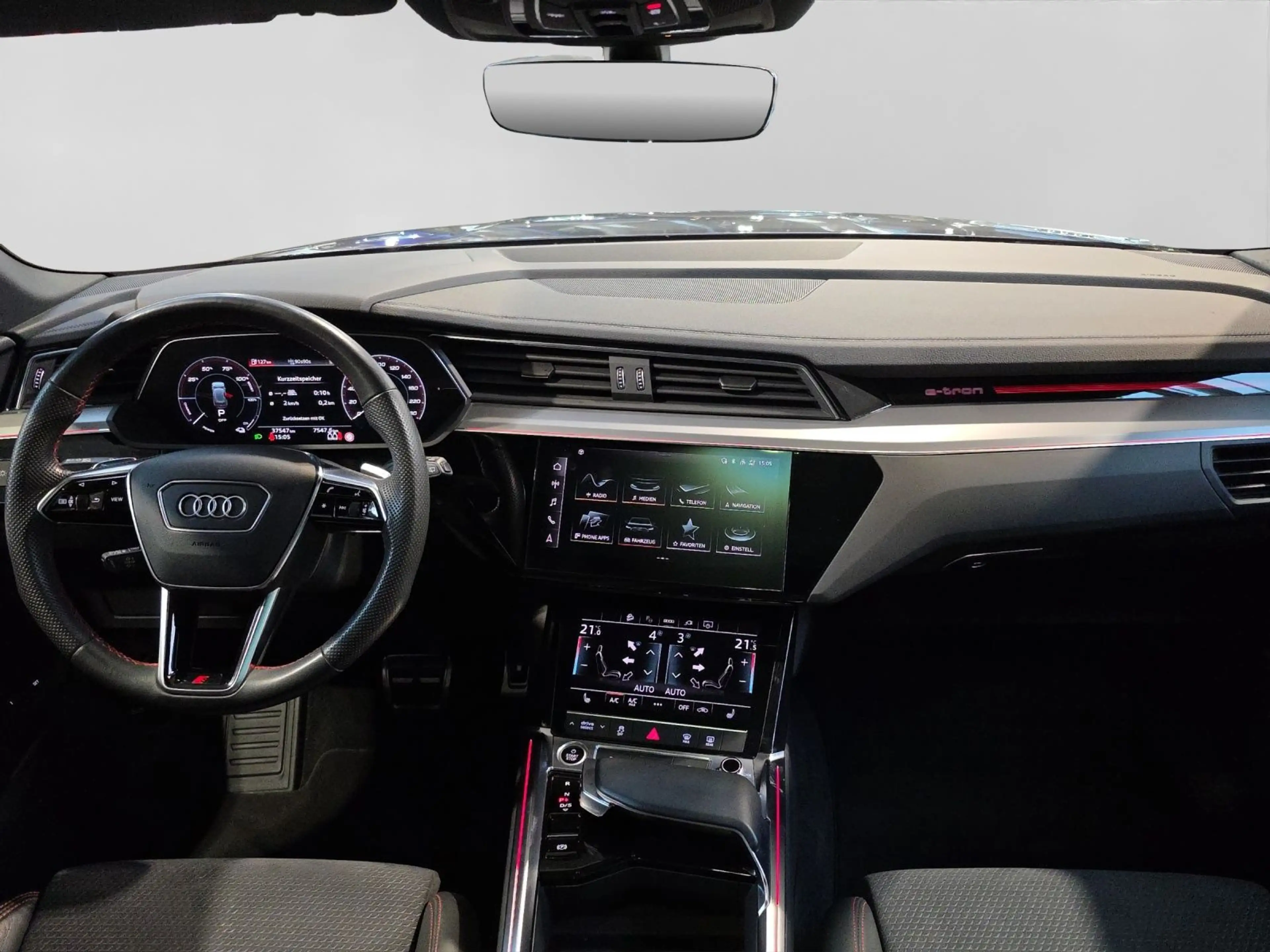 Audi Q8 e-tron 50 Q 2x S LINE PANO AHK LM22 NAVI OPS+ — photo 5