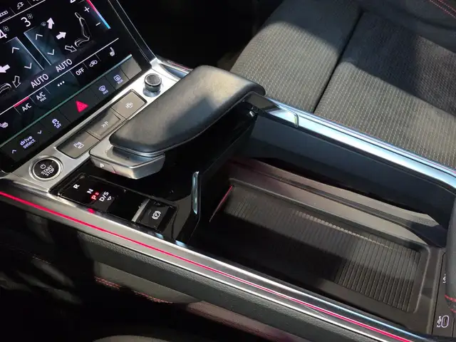 Audi Q8 E-Tron view 11