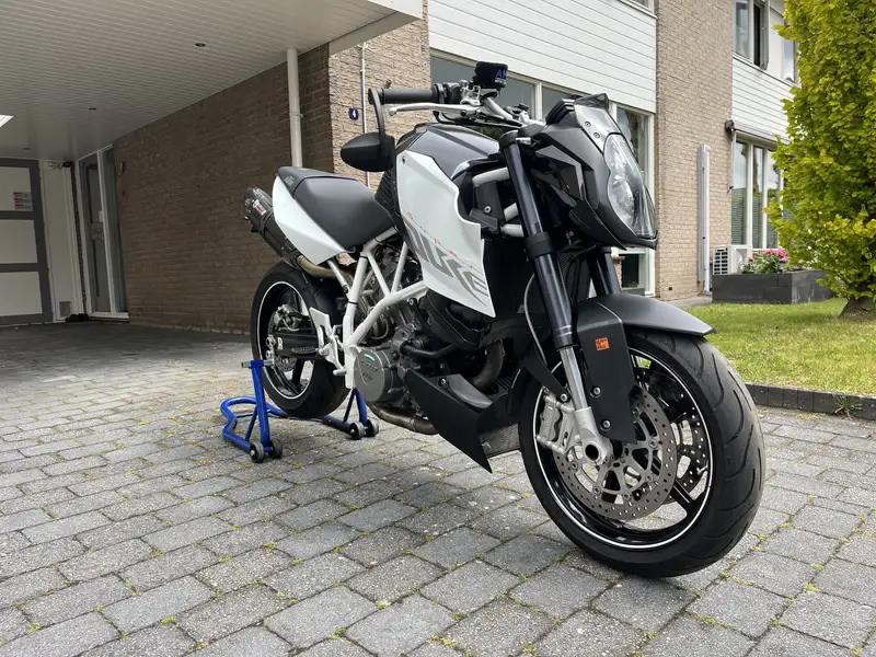 KTM 990 SUPER DUKE - foto 2