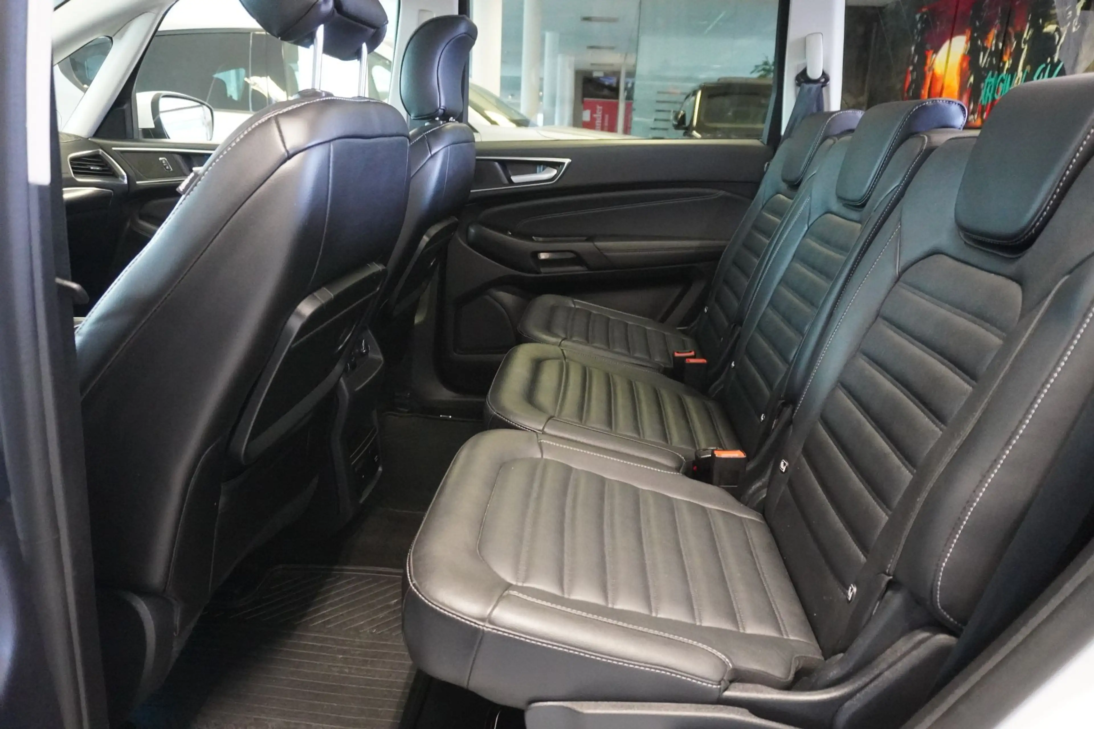 Ford Galaxy 2,0 AWD Titanium Aut. 7Sitze/Leder — photo 8