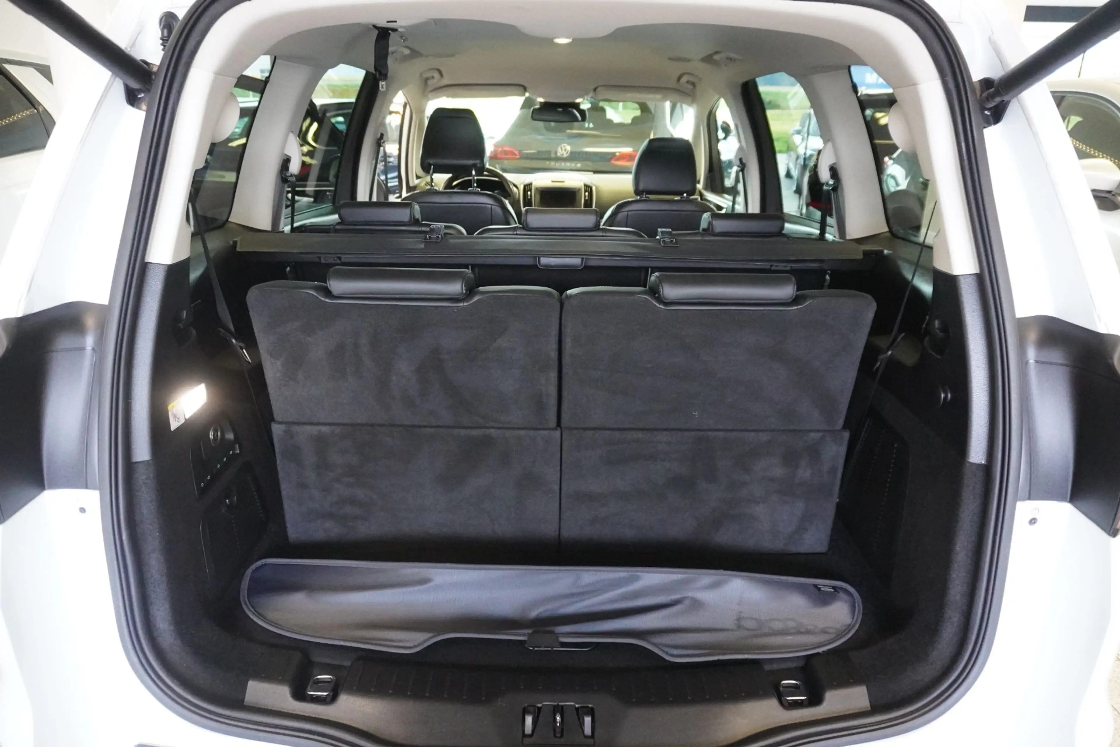 Ford Galaxy 2,0 AWD Titanium Aut. 7Sitze/Leder — photo 10